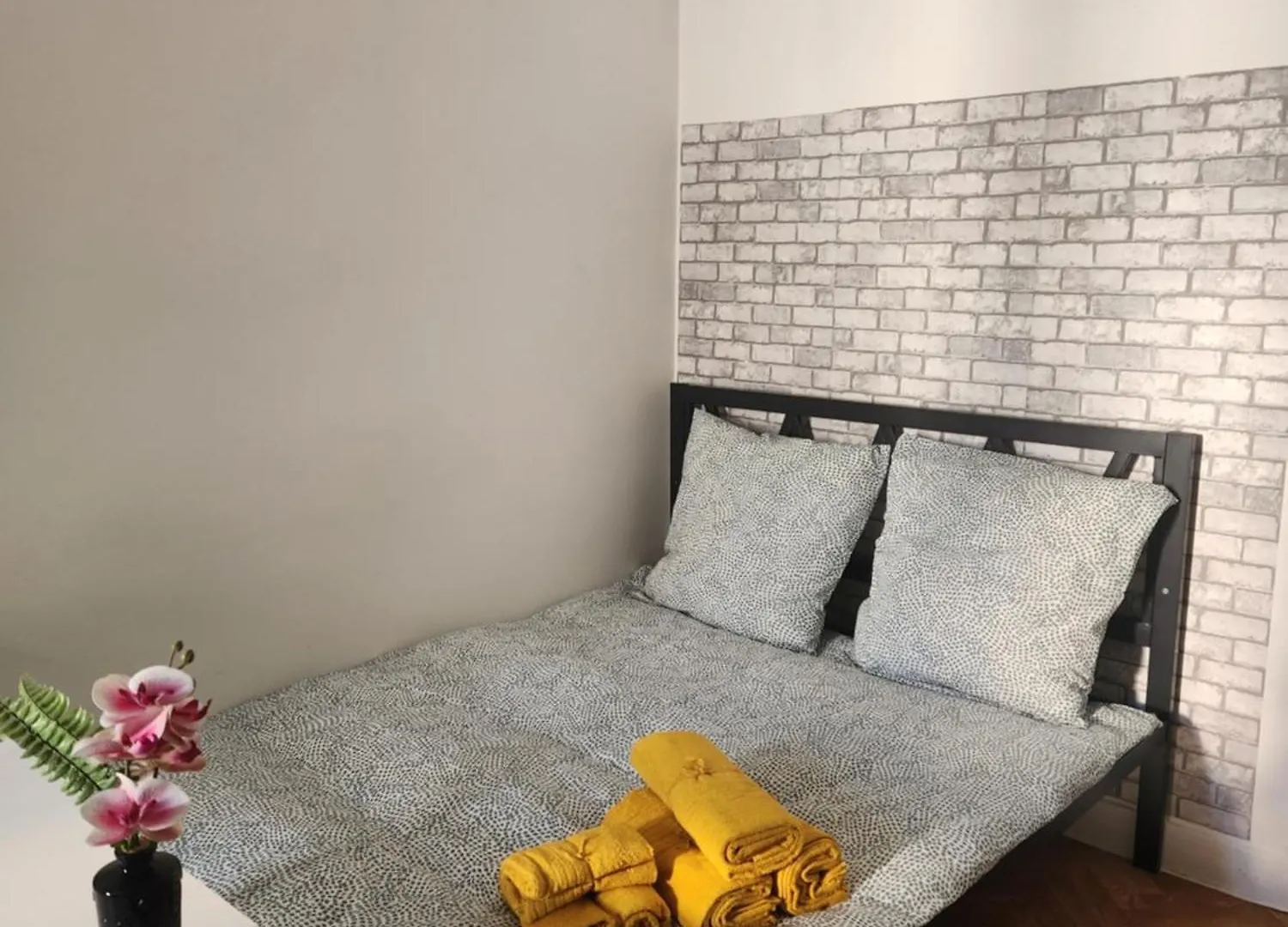 Charmant Appartement 9Eme Paris 0*,
